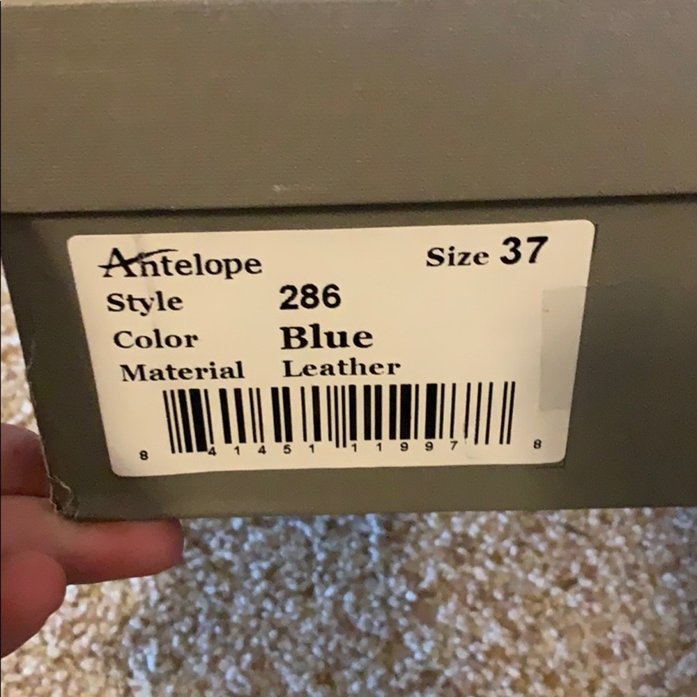 Blue oxfords - Picture 2 of 7